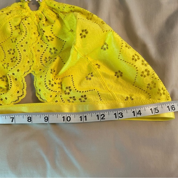 Savage X Fenty Women's Size 1X Bombshell Broderie Lace Halter Bralette Yellow - Picture 10 of 12